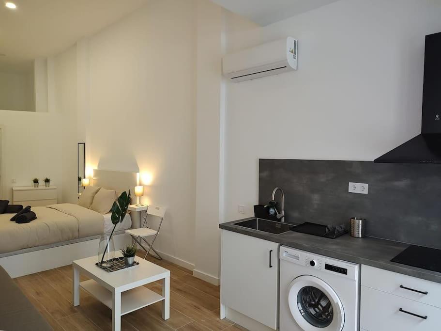 Nuevo Loft En Playa Y Cerca Del Centro, Ac Y Wifi Appartement Valencia Buitenkant foto