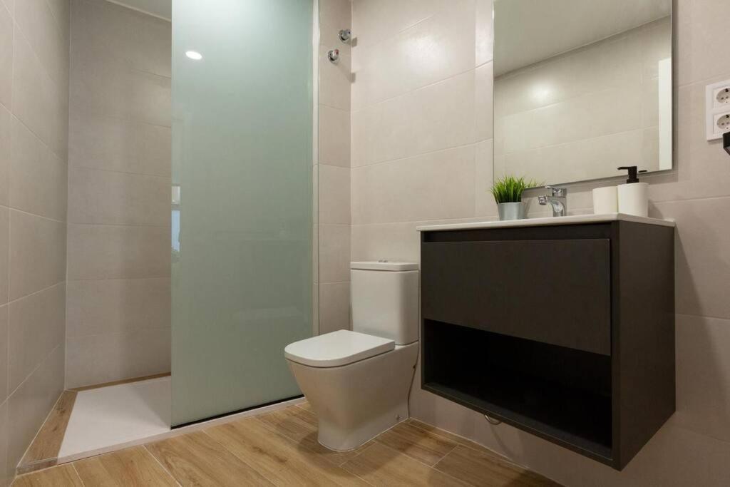Nuevo Loft En Playa Y Cerca Del Centro, Ac Y Wifi Appartement Valencia Buitenkant foto