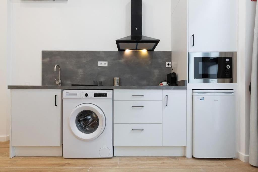 Nuevo Loft En Playa Y Cerca Del Centro, Ac Y Wifi Appartement Valencia Buitenkant foto